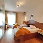 Prvan ホテル