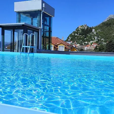 Prvan Hotel 3*