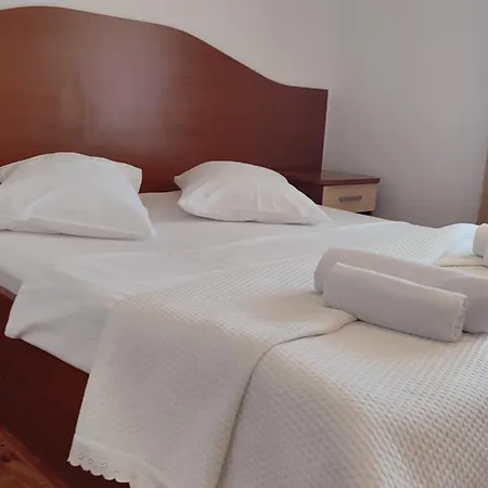 Hotel Prvan 3*
