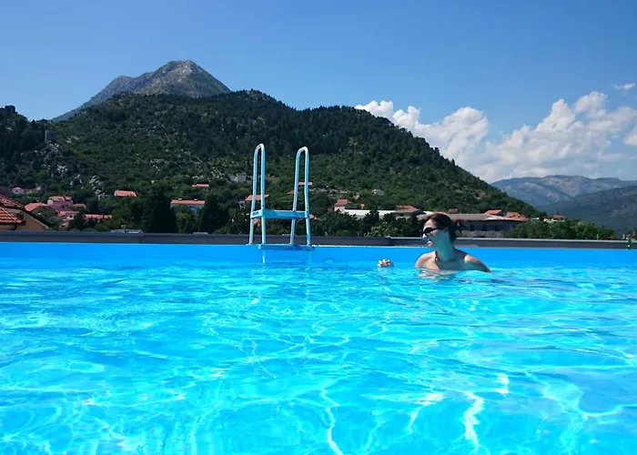 Prvan Ξενοδοχείο 3*